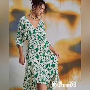 NWT DVF Eloise Faux Wrap Midi Dress in Tiny Vintage Daises Green